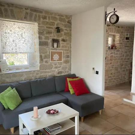 Holiday home Toma Puljane