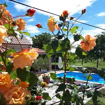 Holiday home Toma *
